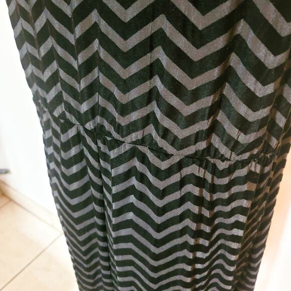 Lane Bryant velvet chevron twist front sleeveless holiday dress size 22/24 - Picture 5 of 9